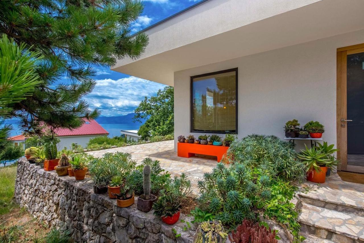 Villa Orange, Small House In A Pine Forest Kostrena Exteriér fotografie