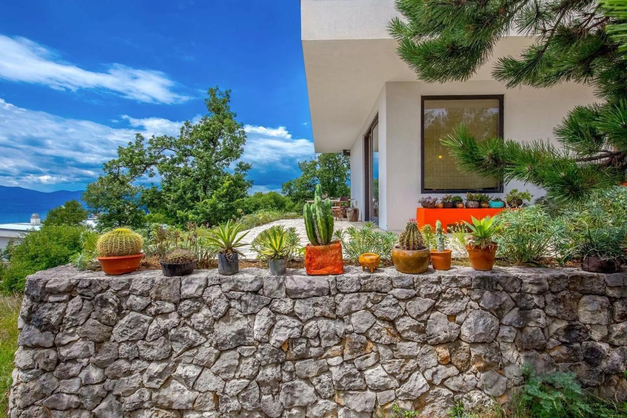 Villa Orange, Small House In A Pine Forest Kostrena Exteriér fotografie